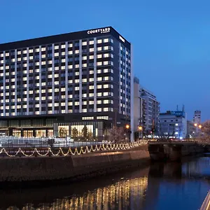 Courtyard By Marriott 酒店